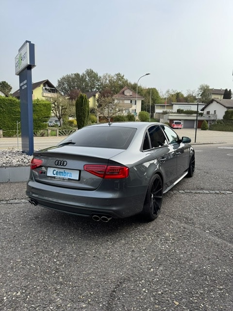 AUDI S4 Limousine 3.0 TFSI quattro S-tronic-image-1