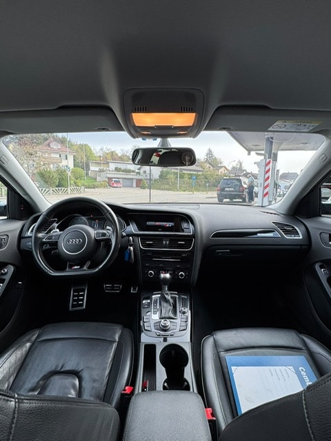 AUDI S4 Limousine 3.0 TFSI quattro S-tronic-image-8
