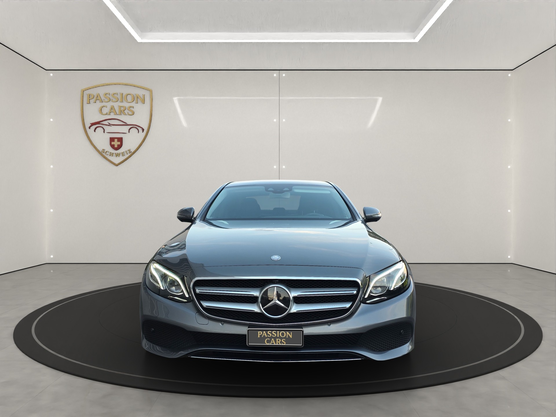 MERCEDES-BENZ E 220 d Avantgarde 9G-Tronic-image-7