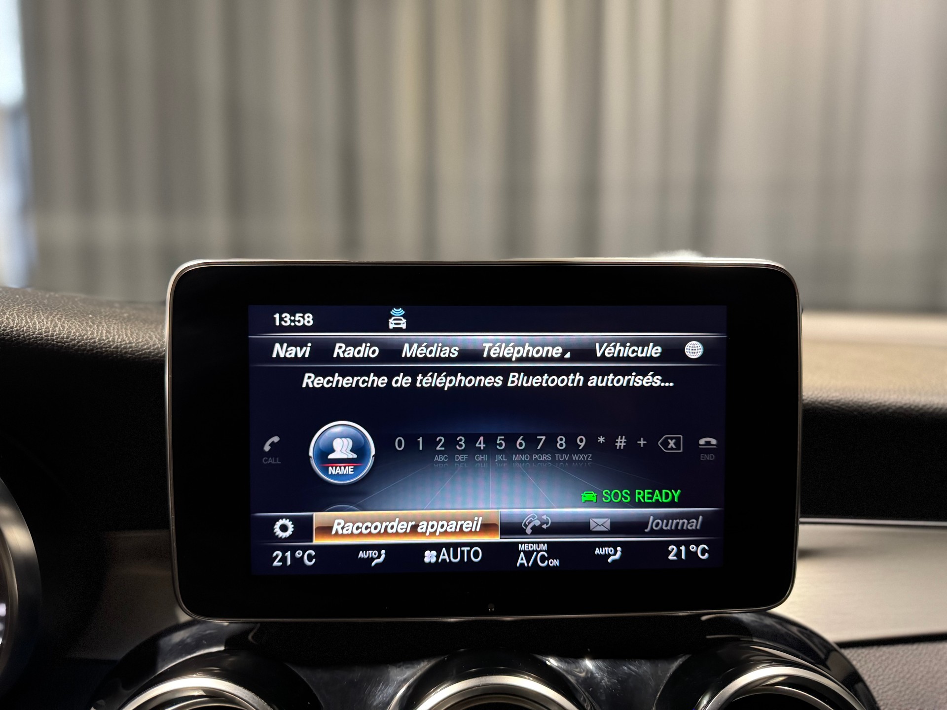 MERCEDES-BENZ GLC 250 AMG Line 4Matic 9G-Tronic (10)-image-14