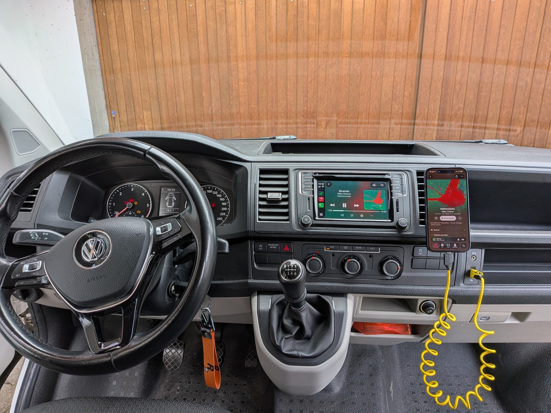 VW T6 Kombi 2.0 4m Caravelle-image-5