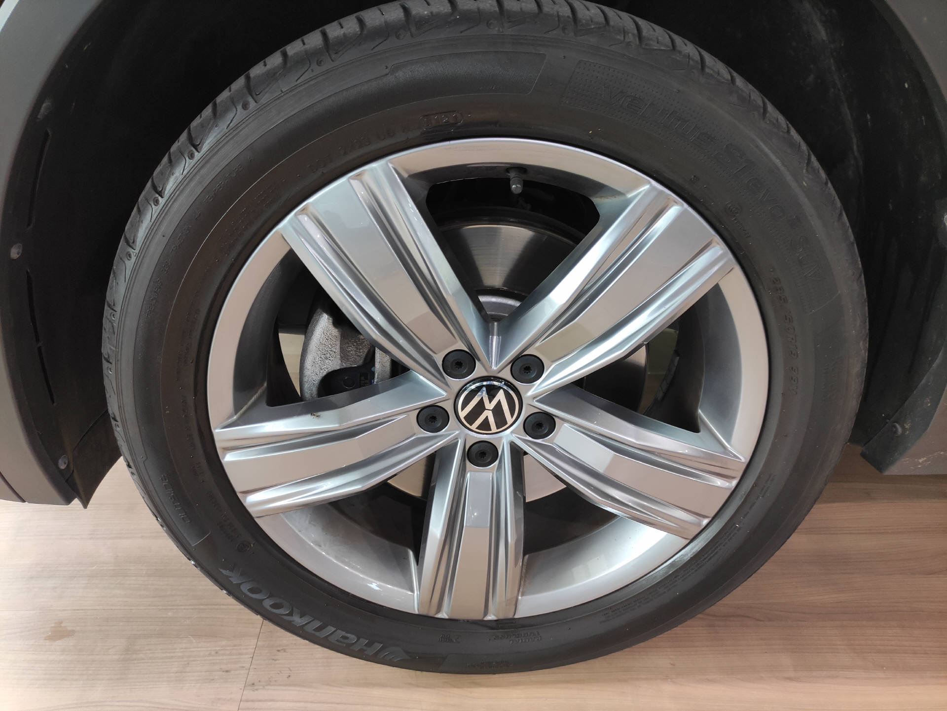 VW Tiguan Allspace 2.0 TDI SCR Elegance DSG-image-3