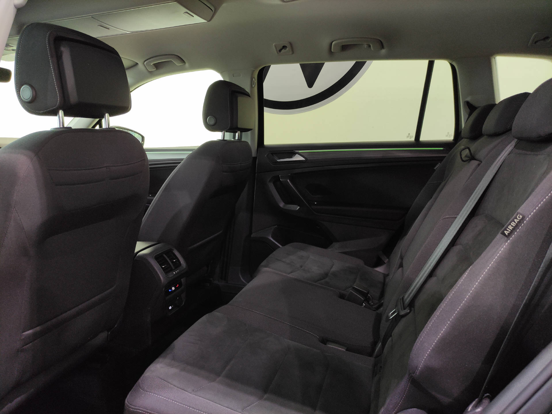 VW Tiguan Allspace 2.0 TDI SCR Elegance DSG-image-13