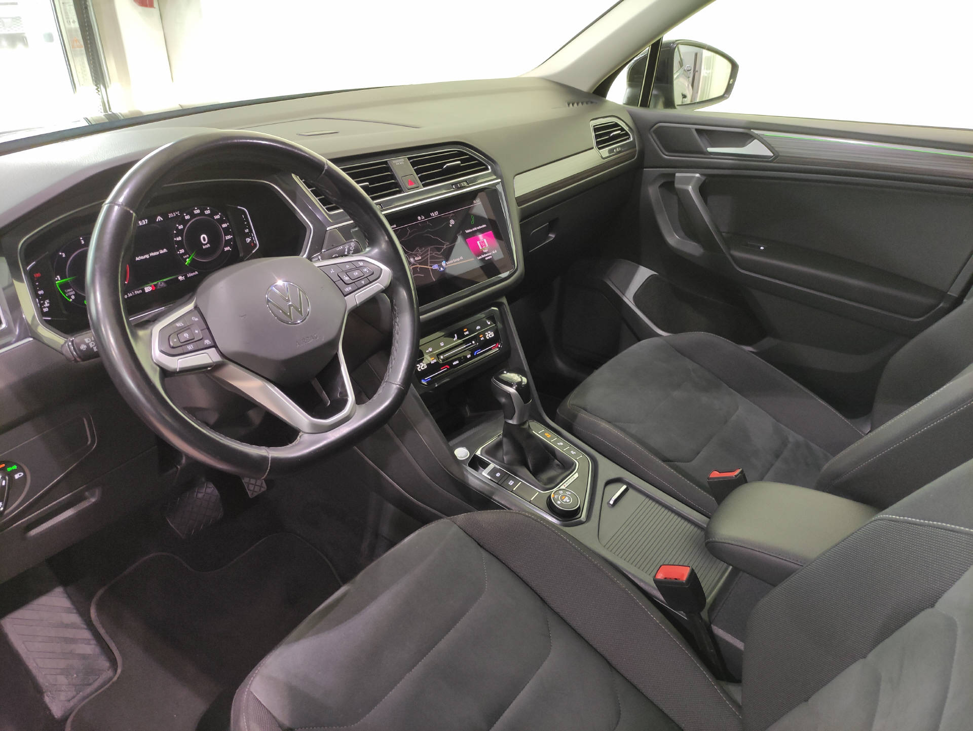 VW Tiguan Allspace 2.0 TDI SCR Elegance DSG-image-4