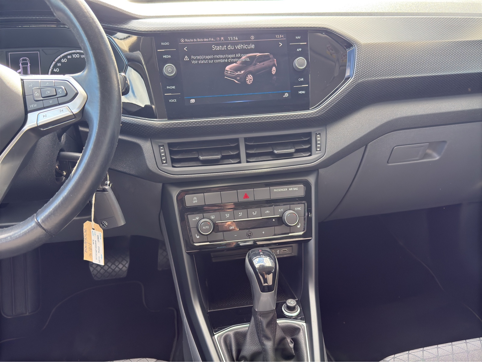 VW T-Cross 1.0 TSI Life DSG-image-10