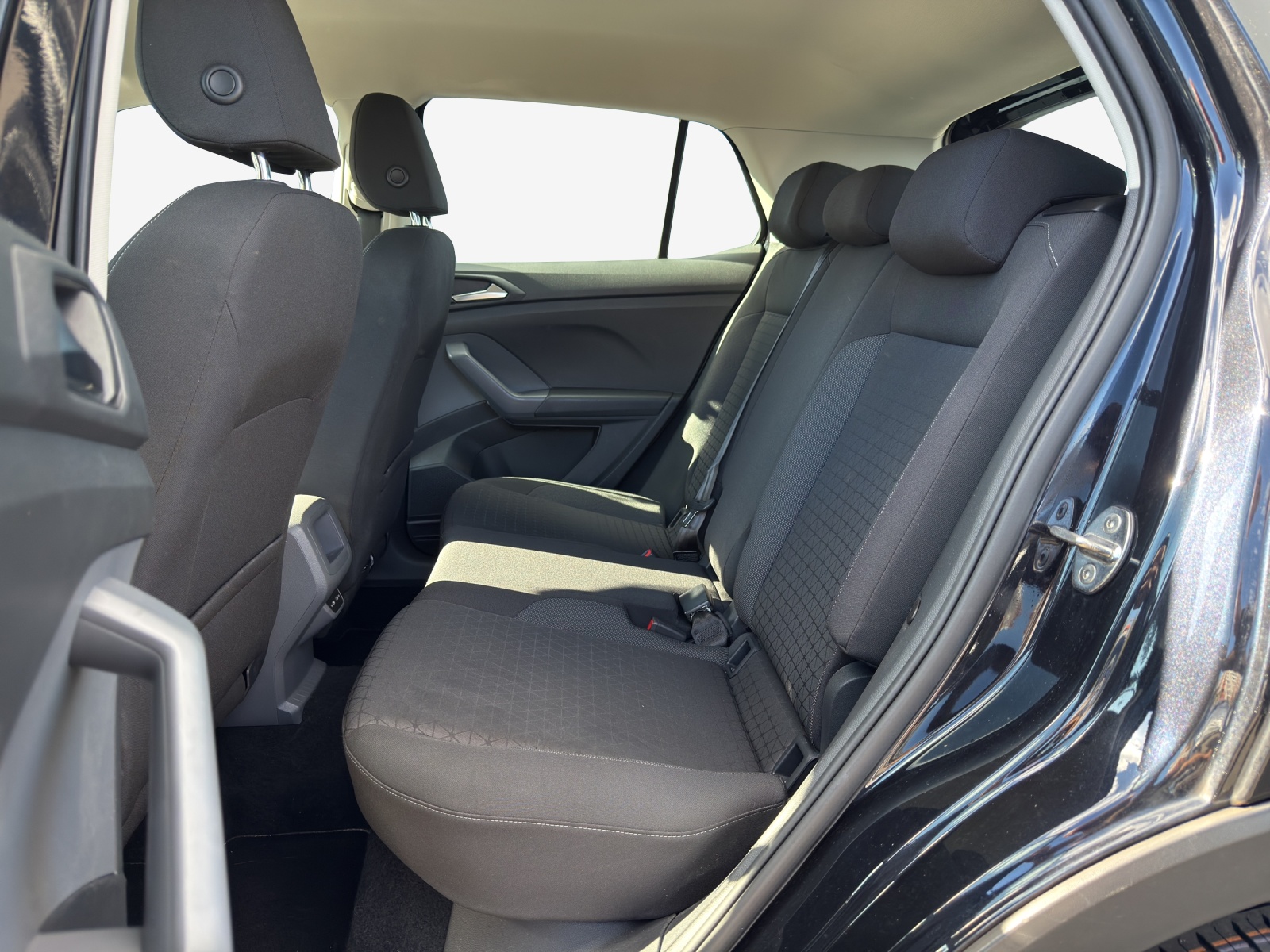 VW T-Cross 1.0 TSI Life DSG-image-11