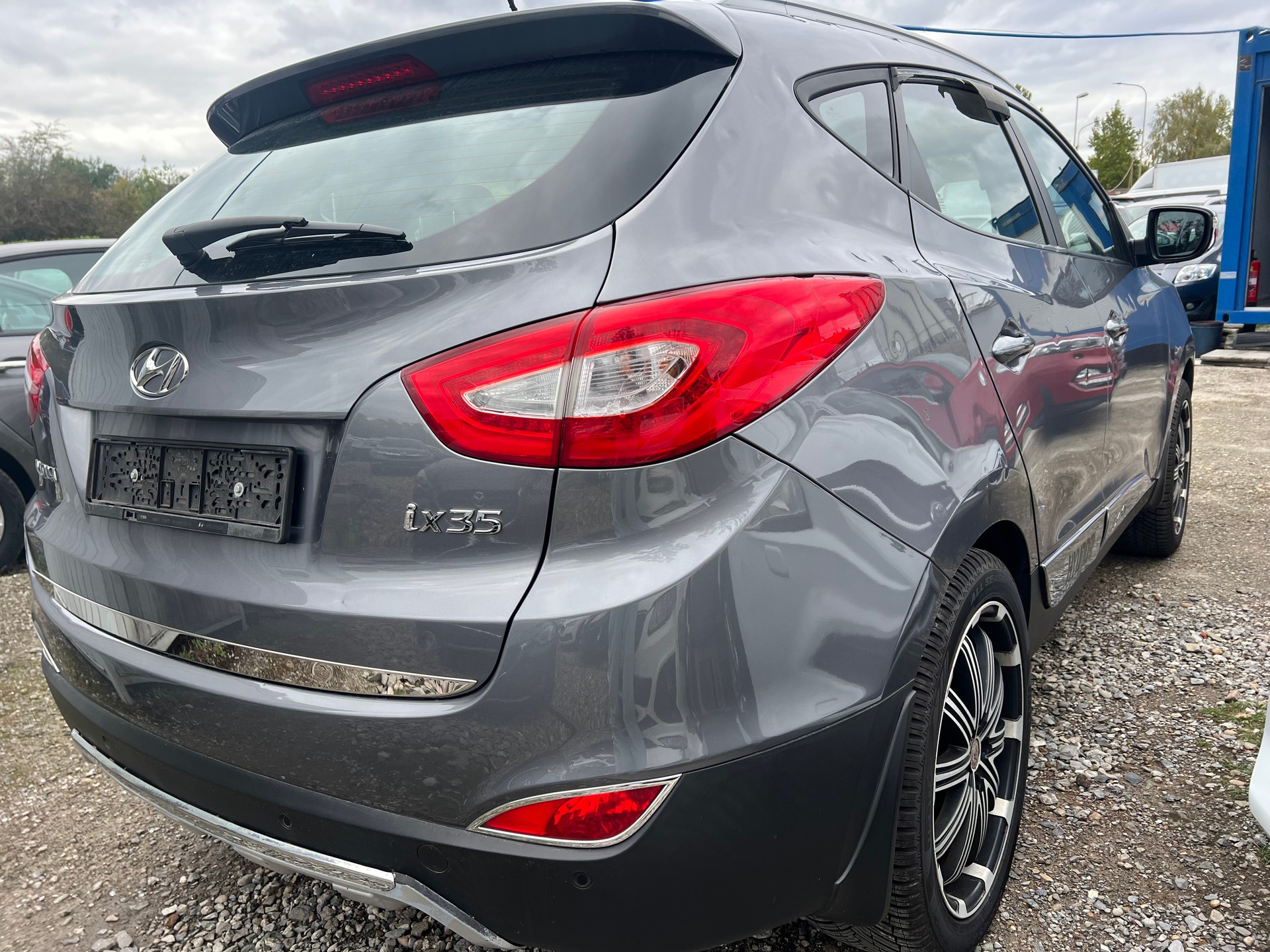 HYUNDAI iX 35 2.0 Style 4WD-image-2