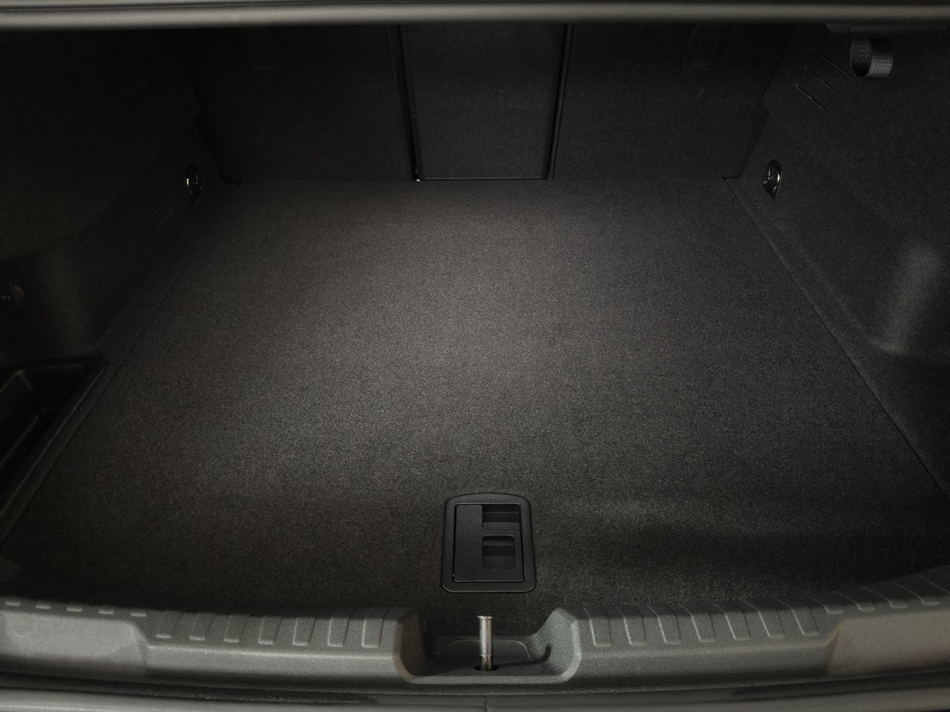 AUDI RS3 Limousine 2.5 TSI quattro S-tronic " Rs-Carbon Paket inkl.-Schalensitze-Keramikbremsen"-image-31