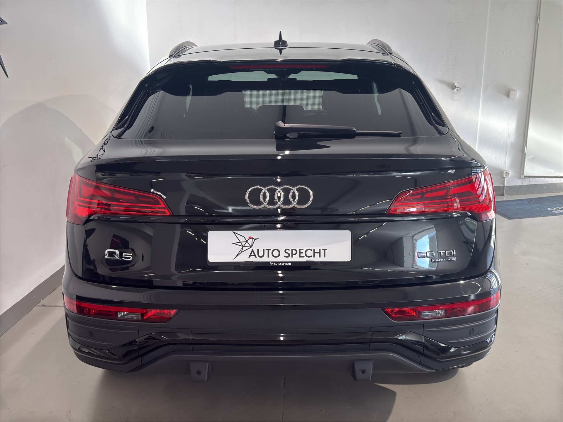 AUDI Q5 Sportback 50 TDI S line quattro tiptronic-image-5
