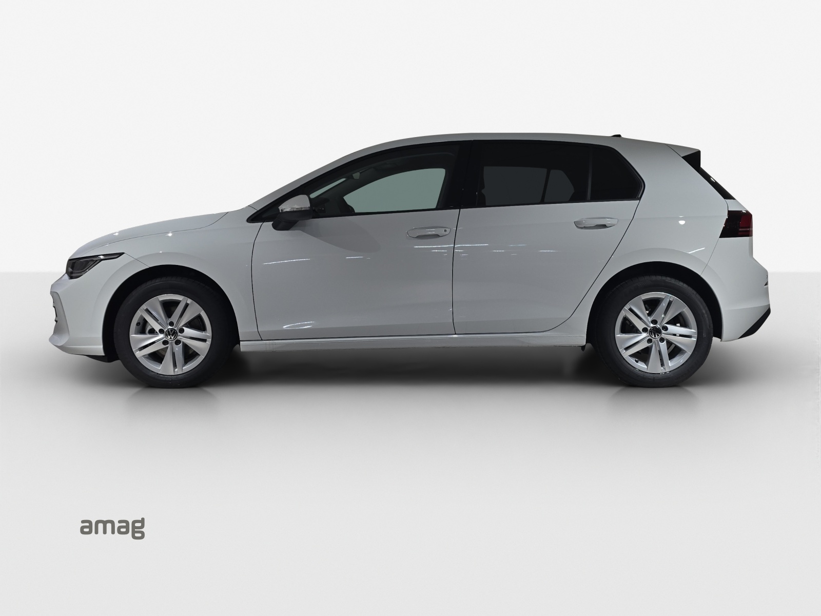 VW Golf 1.5 e TSI mHEV Value DSG-image-1