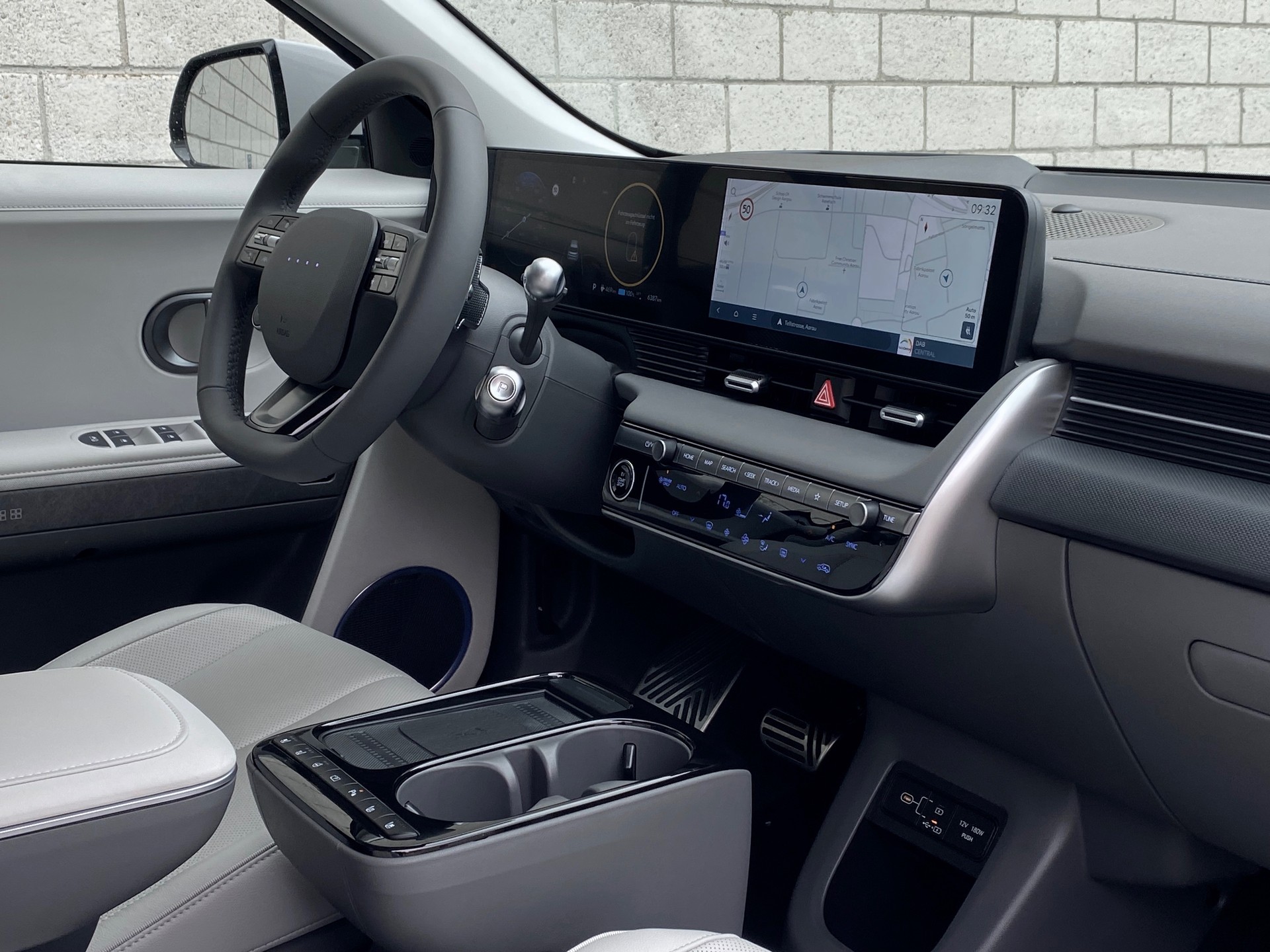 HYUNDAI Ioniq 5 *Swiss*Vertex*84kWh*Facelift*4WD*-image-13