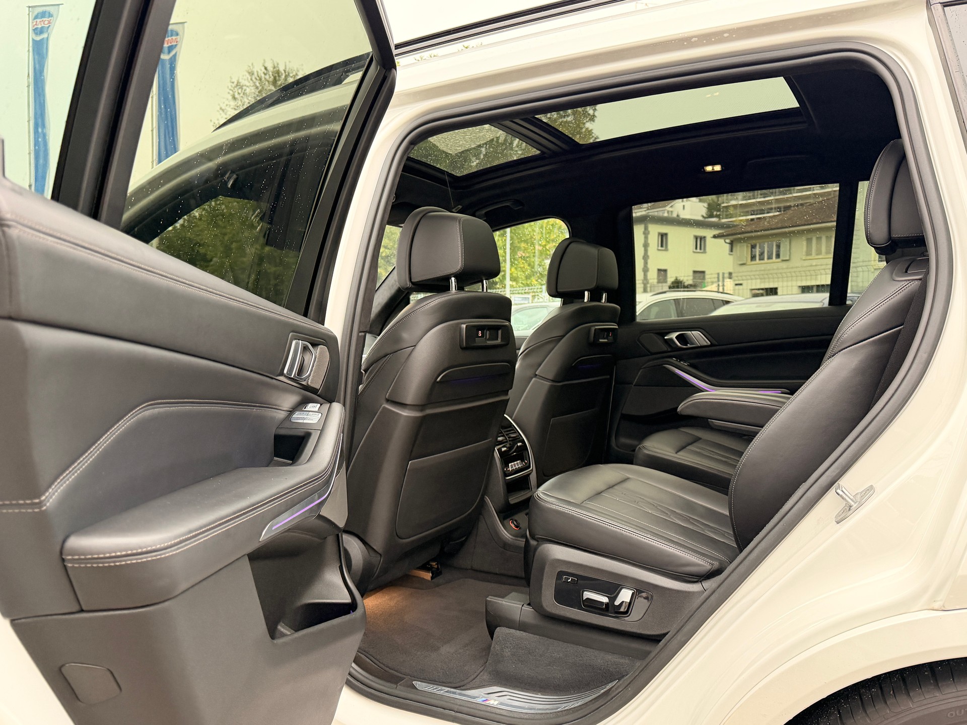 BMW X7 xDrive M50d Steptronic-image-9