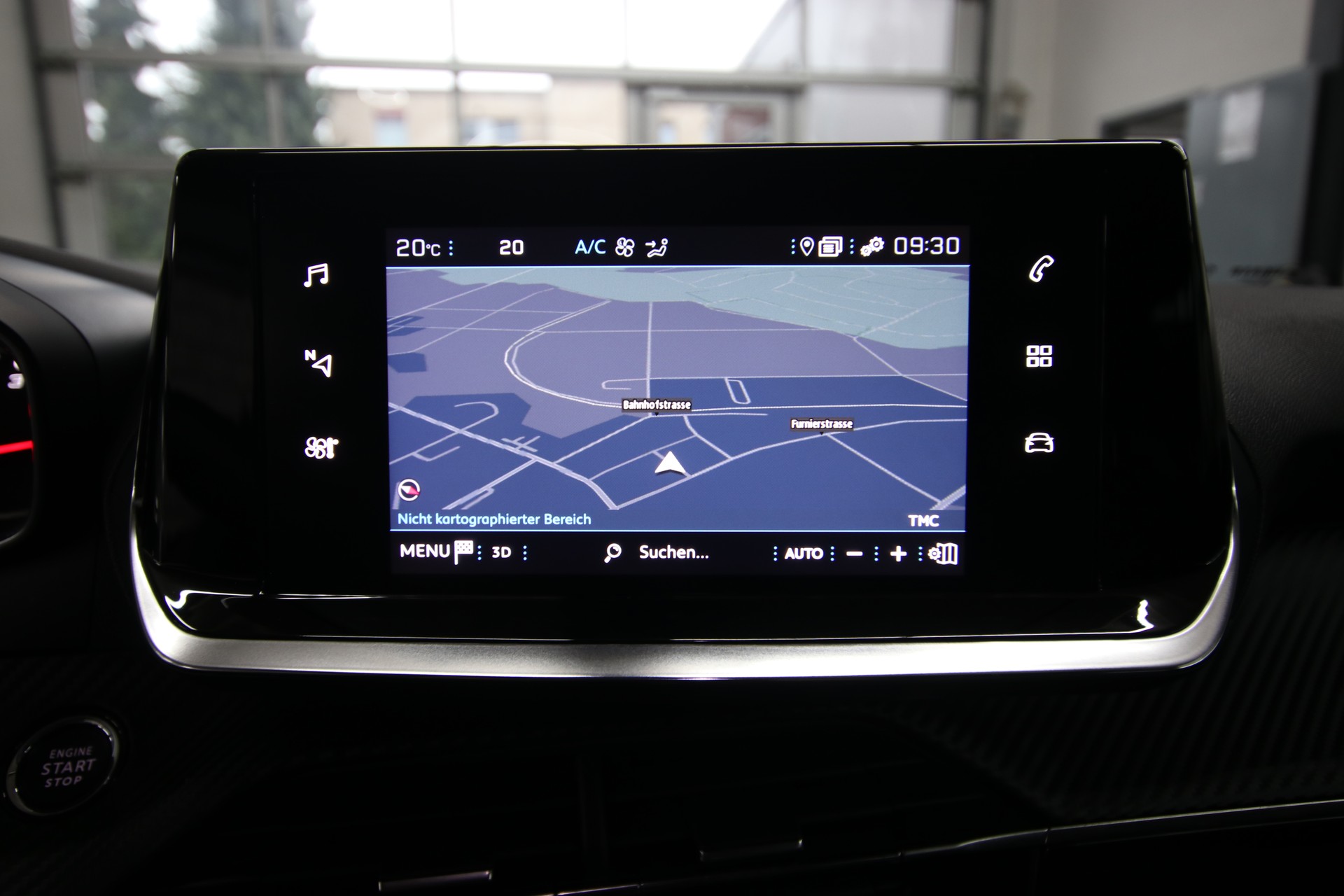 PEUGEOT 2008 1.2 PureTech Allure Pack EAT8-image-16