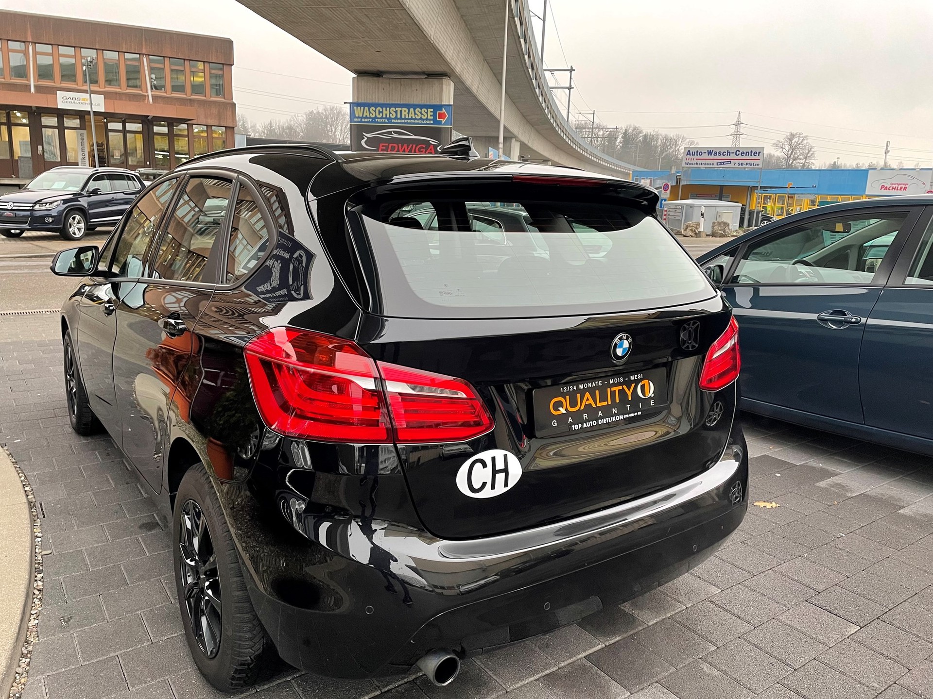BMW 218i Steptronic-image-2