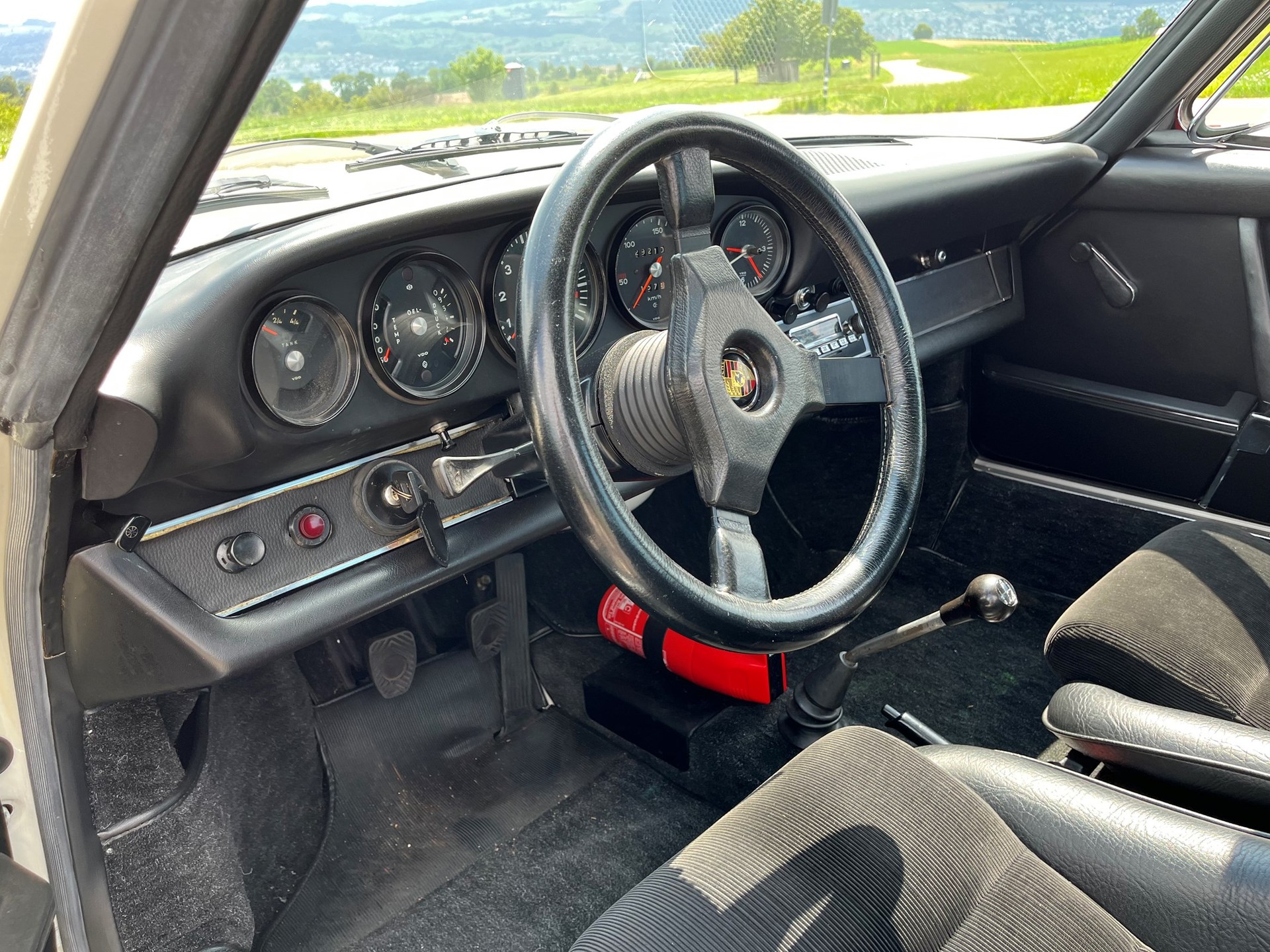 PORSCHE 911 2.4 E Targa Ölklappe (F-Modell)-image-2