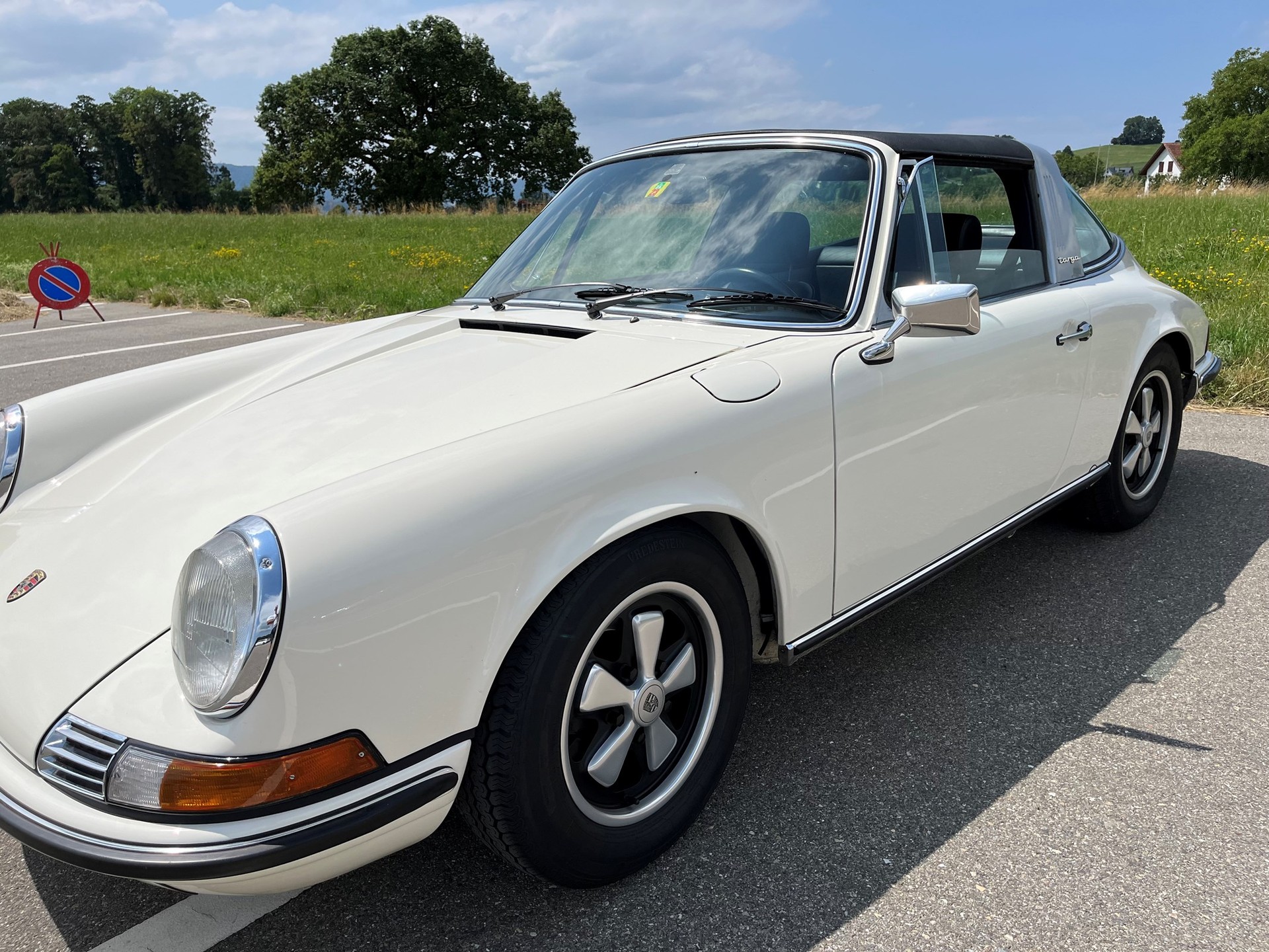 PORSCHE 911 2.4 E Targa Ölklappe (F-Modell)-image-4