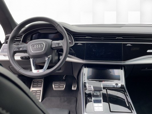 AUDI Q8 60 TFSI e quattro PHEV-image-11