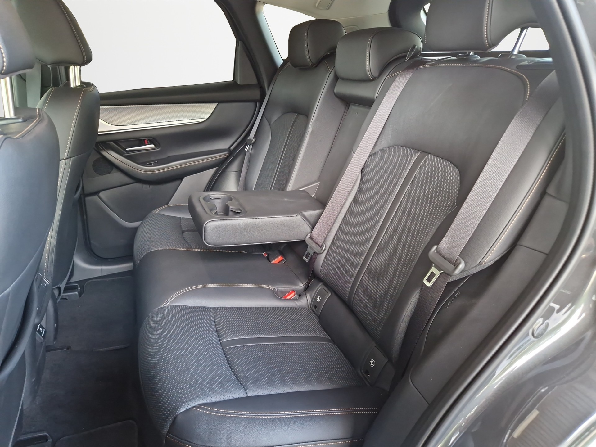 MAZDA CX-60 3.3L e-Skyactiv D 254 MHEV AWD Homura-image-10