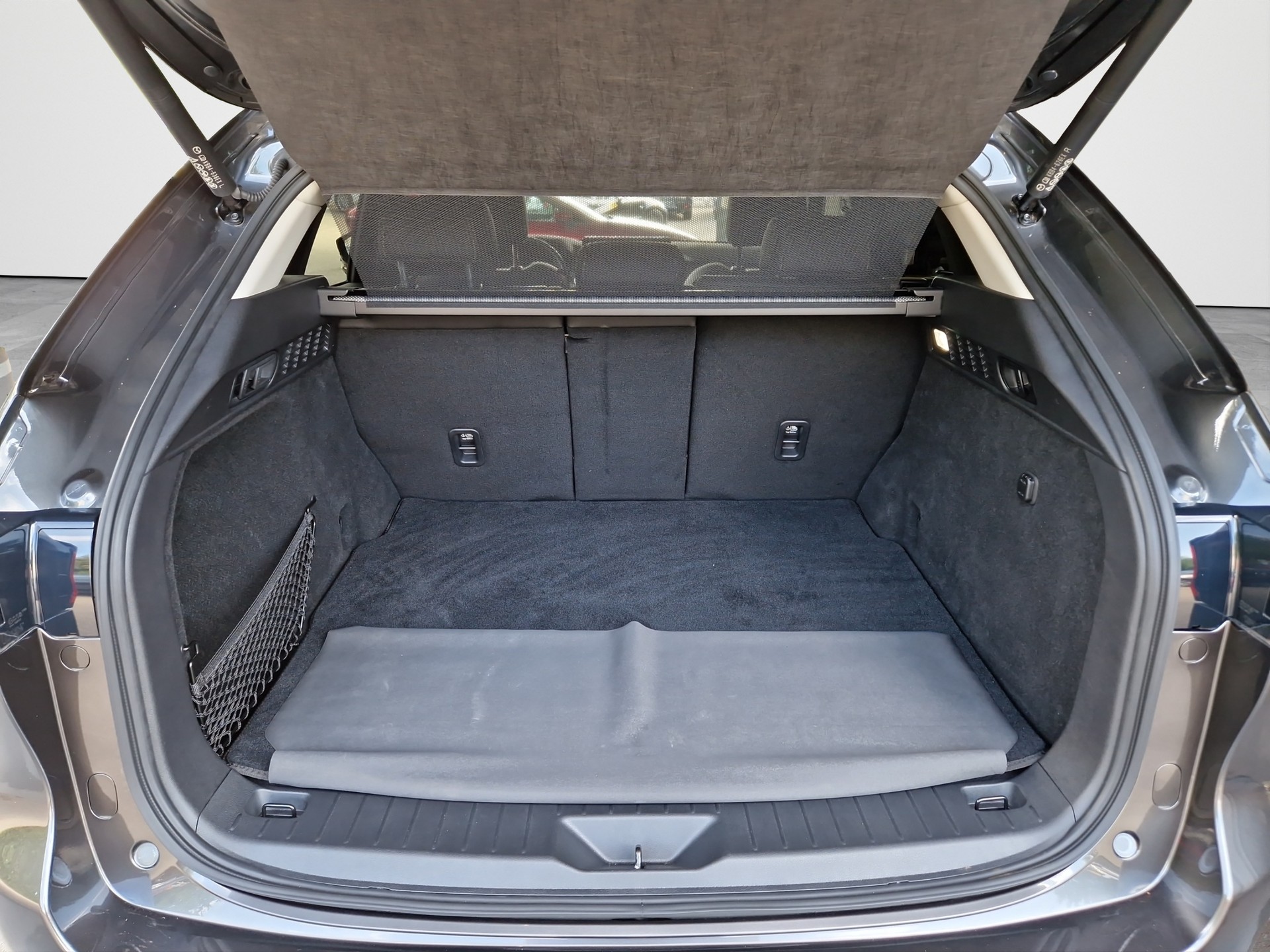 MAZDA CX-60 3.3L e-Skyactiv D 254 MHEV AWD Homura-image-7