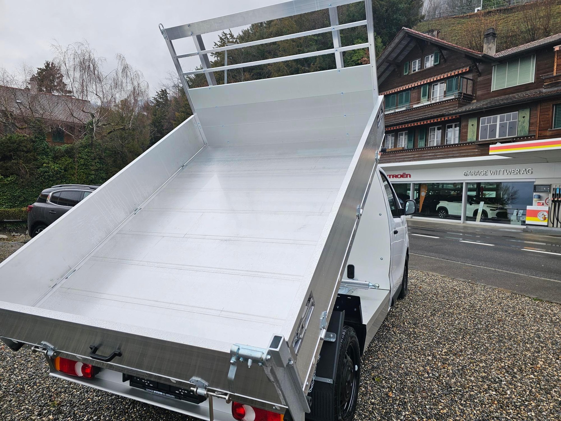 CITROEN e-Jumpy 3-Seitenkipper 75 kWh-image-3