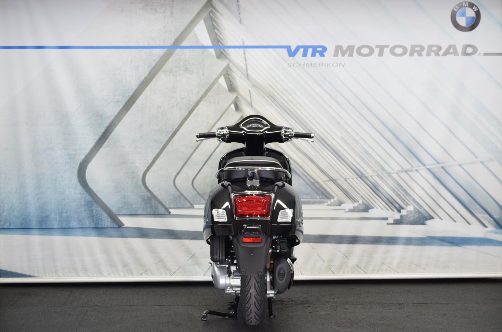 PIAGGIO Vespa GTS 125 Super RST-showroom-element-3