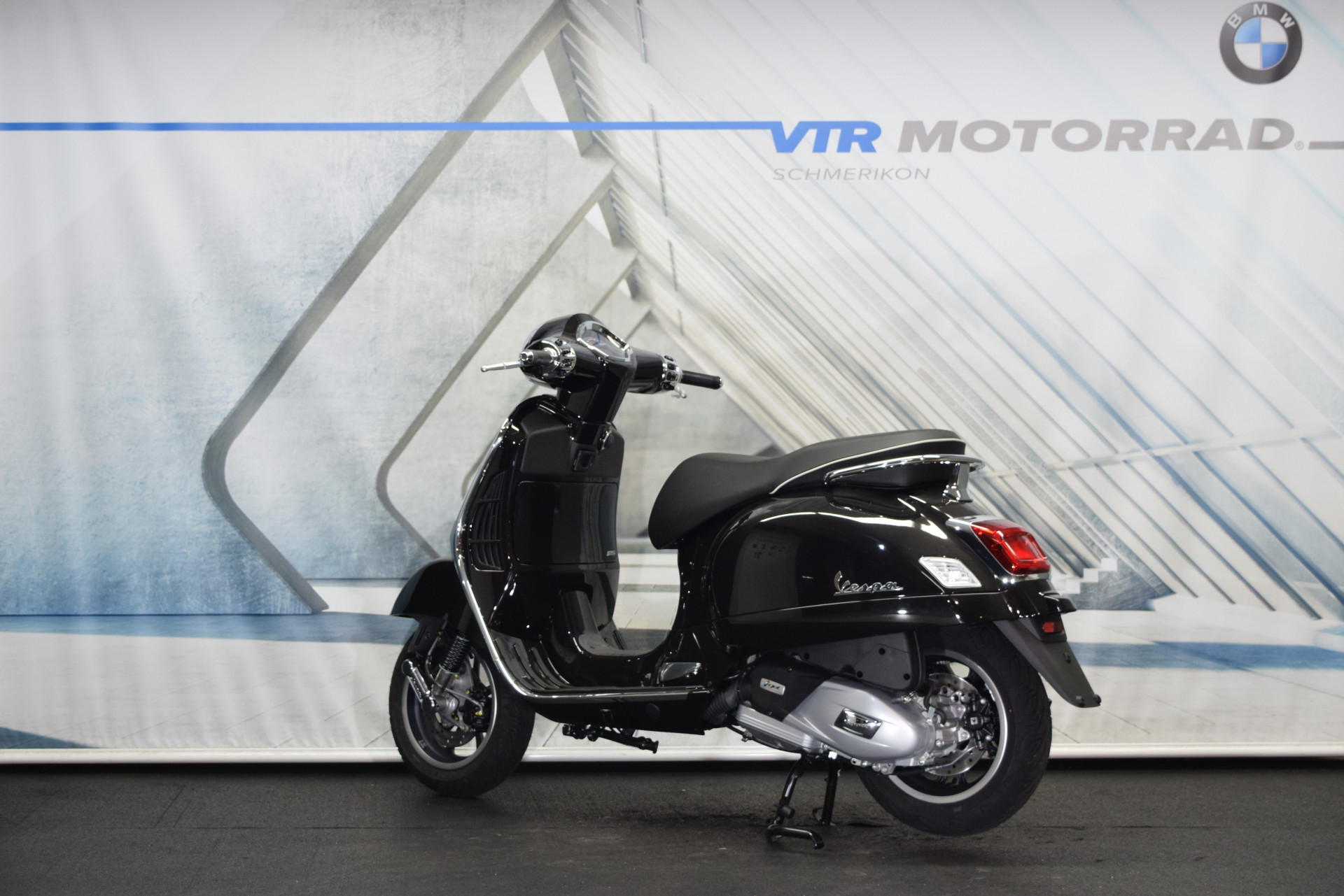 PIAGGIO Vespa GTS 125 Super RST-image-4