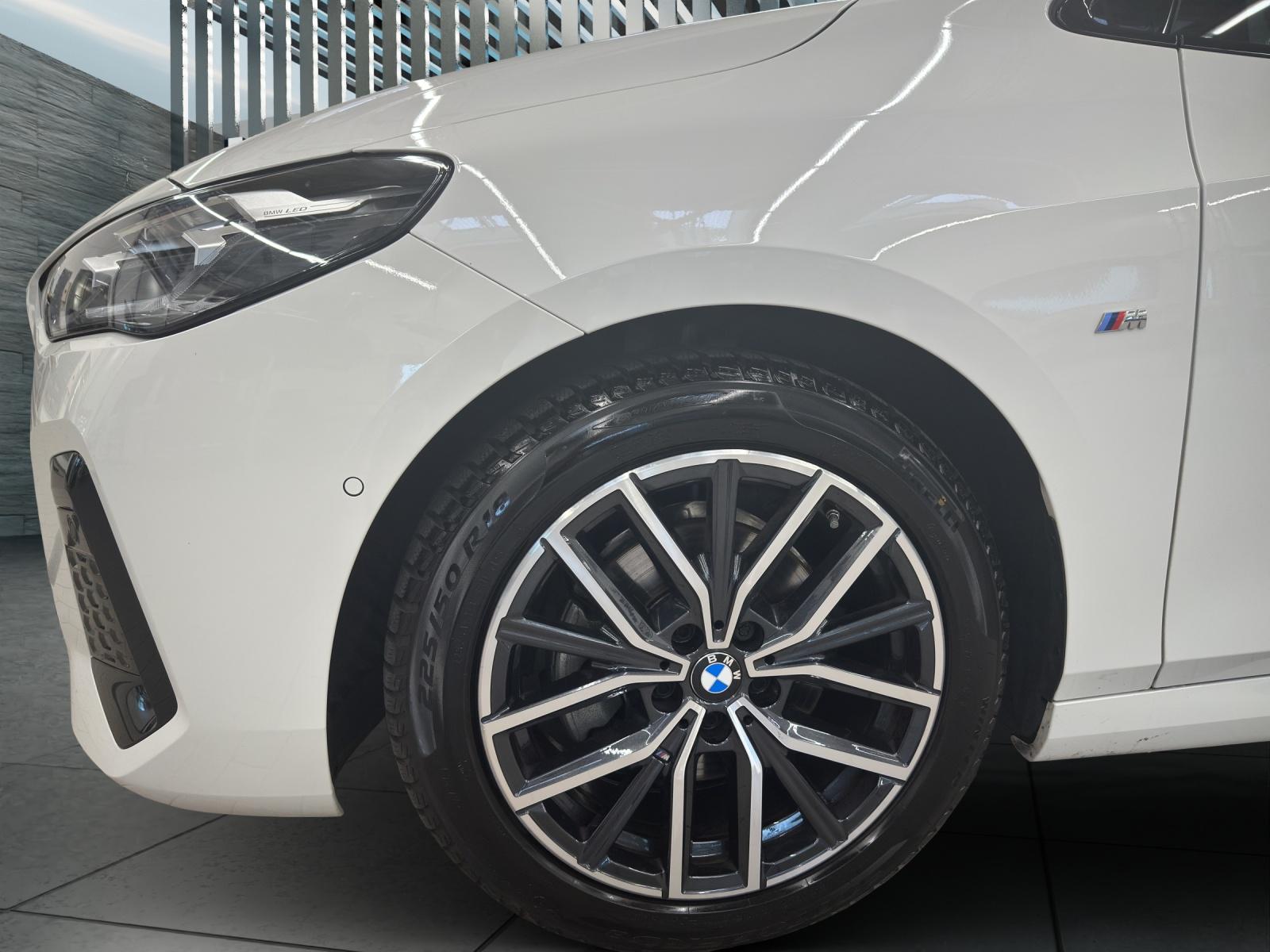 BMW 218d Active Tourer M Sport-image-8