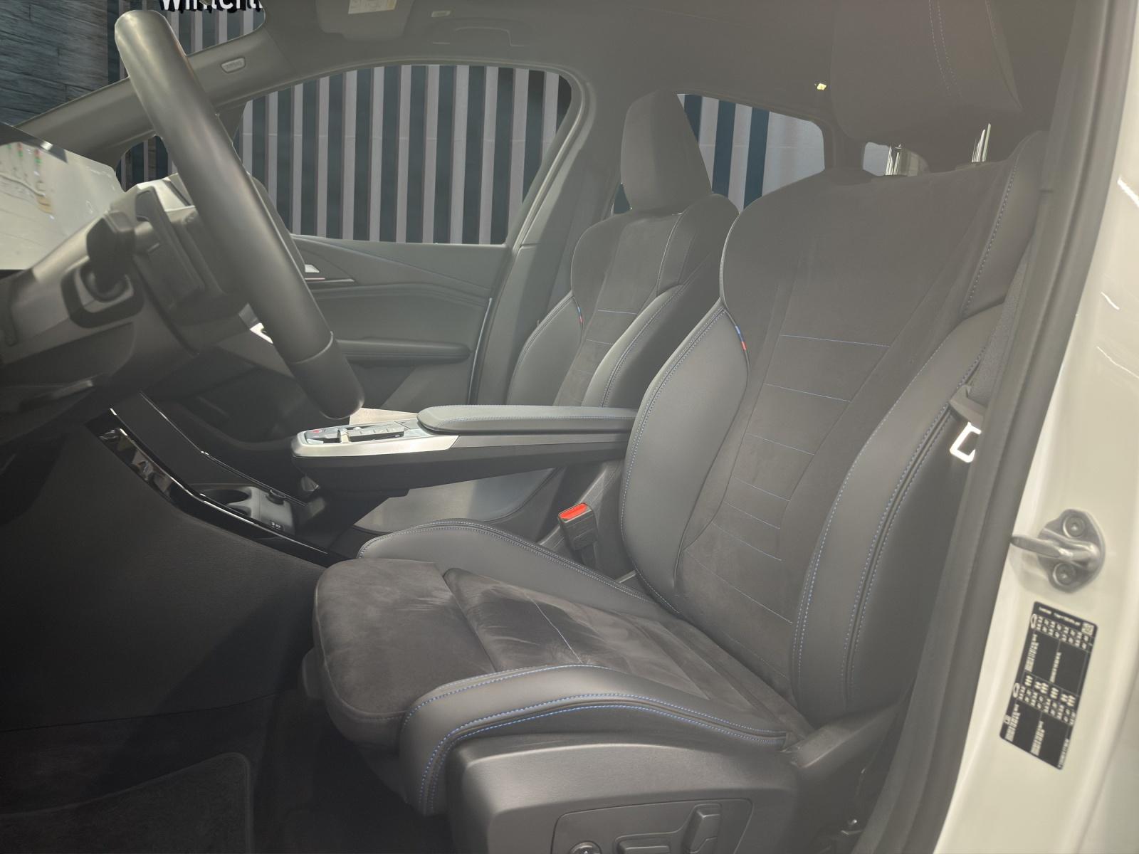 BMW 218d Active Tourer M Sport-image-13