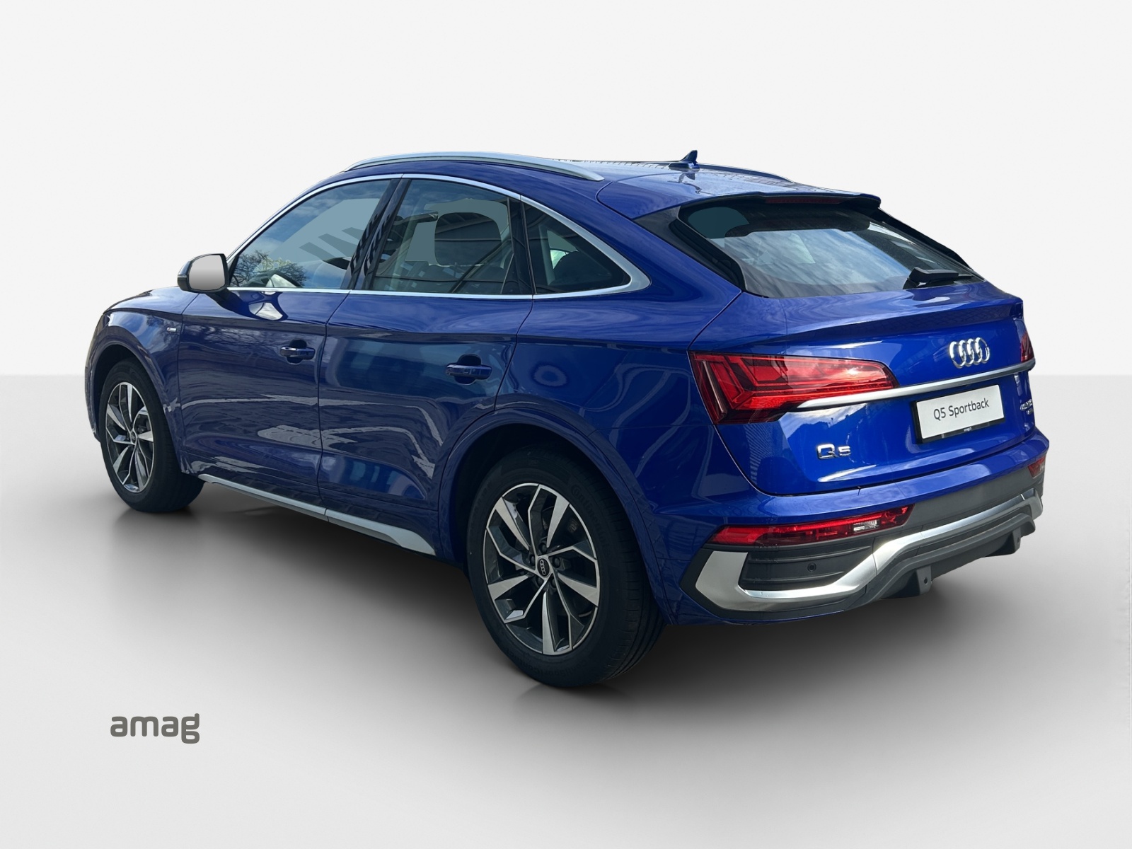 AUDI Q5 Sportback 45 TFSI S line quattro S-tronic-image-2