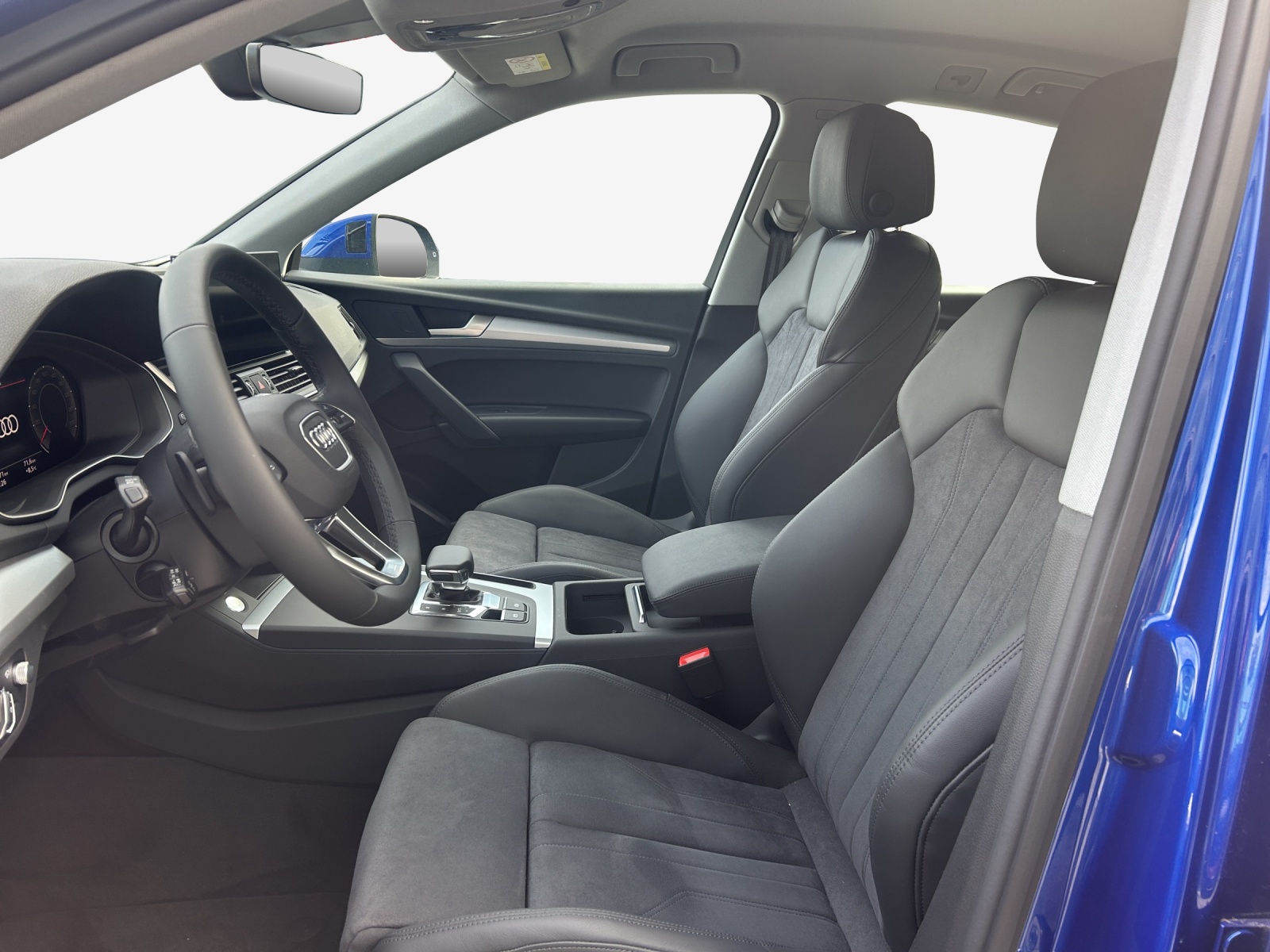 AUDI Q5 Sportback 45 TFSI S line quattro S-tronic-image-7