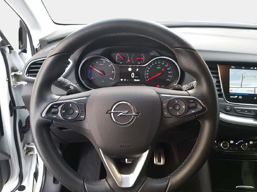 OPEL Grandland X 1.6T/200 Ultimate Hybrid-image-11