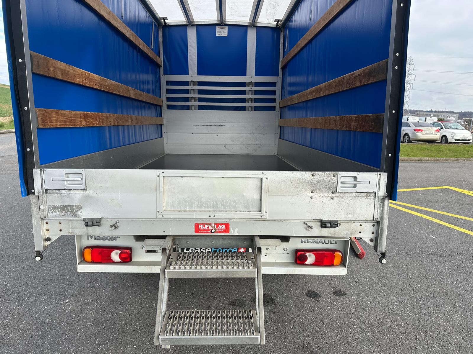 RENAULT Master P35 2.3dCi L4H1-image-1