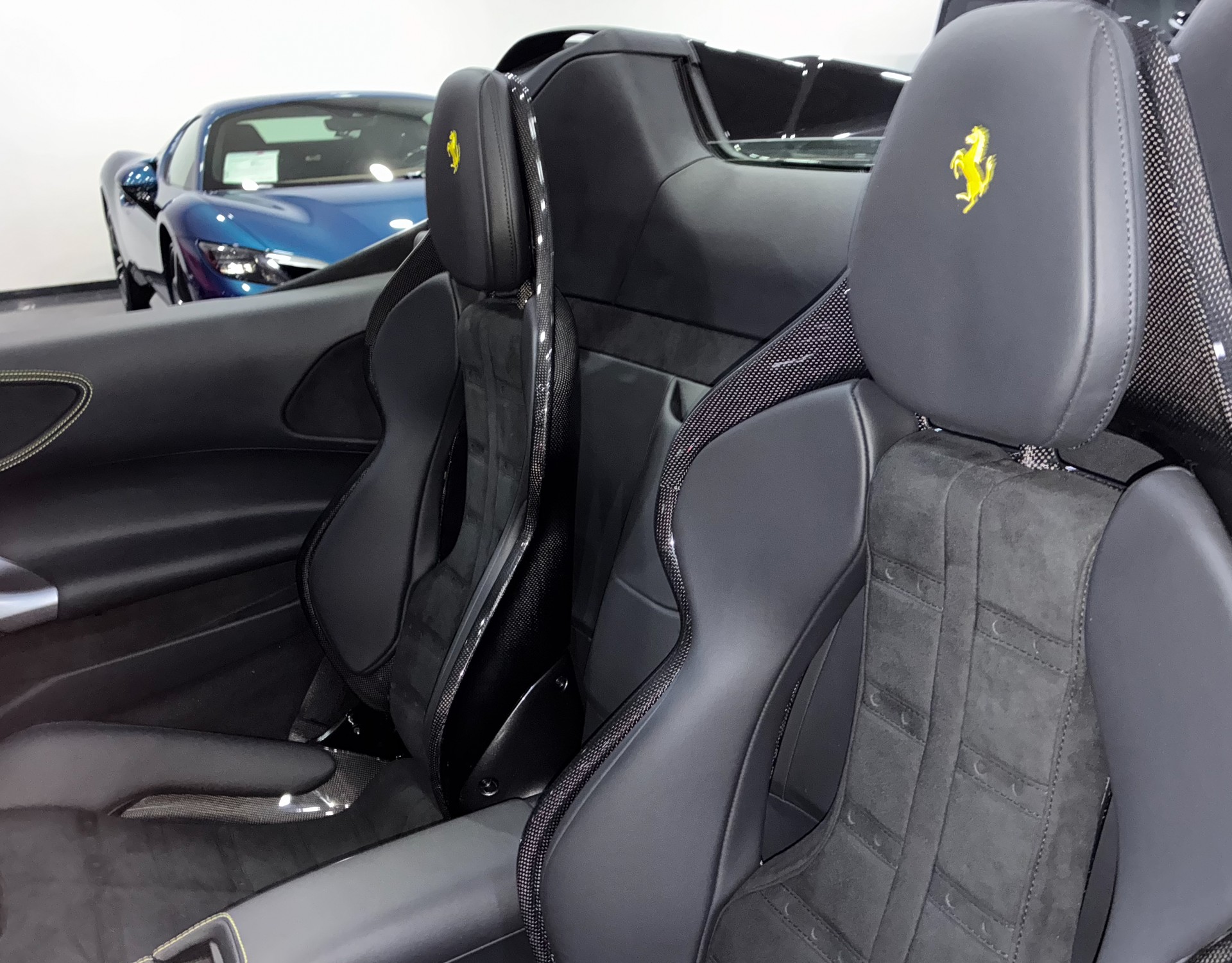 FERRARI SF90 Spider-image-13