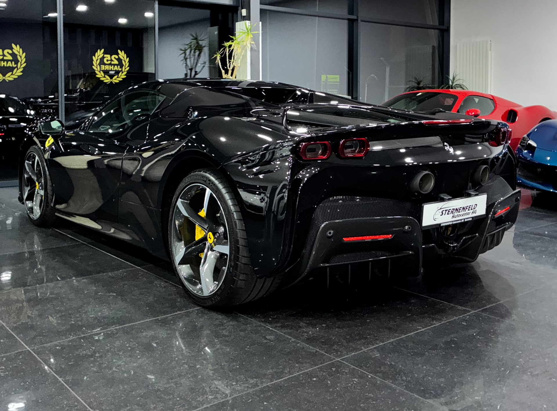 FERRARI SF90 Spider-image-7