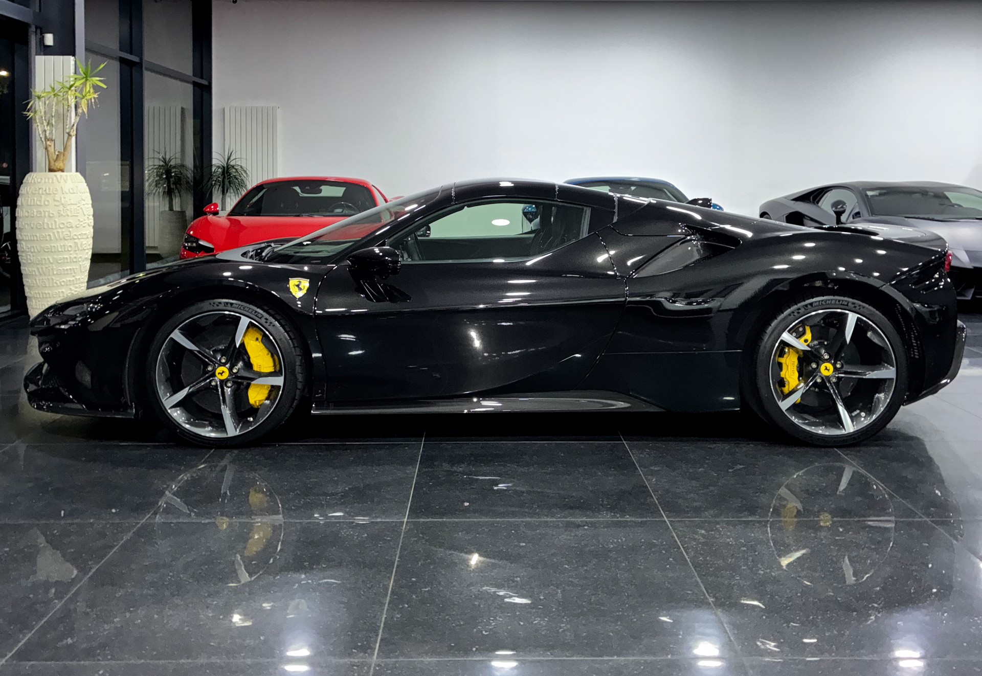 FERRARI SF90 Spider-image-9
