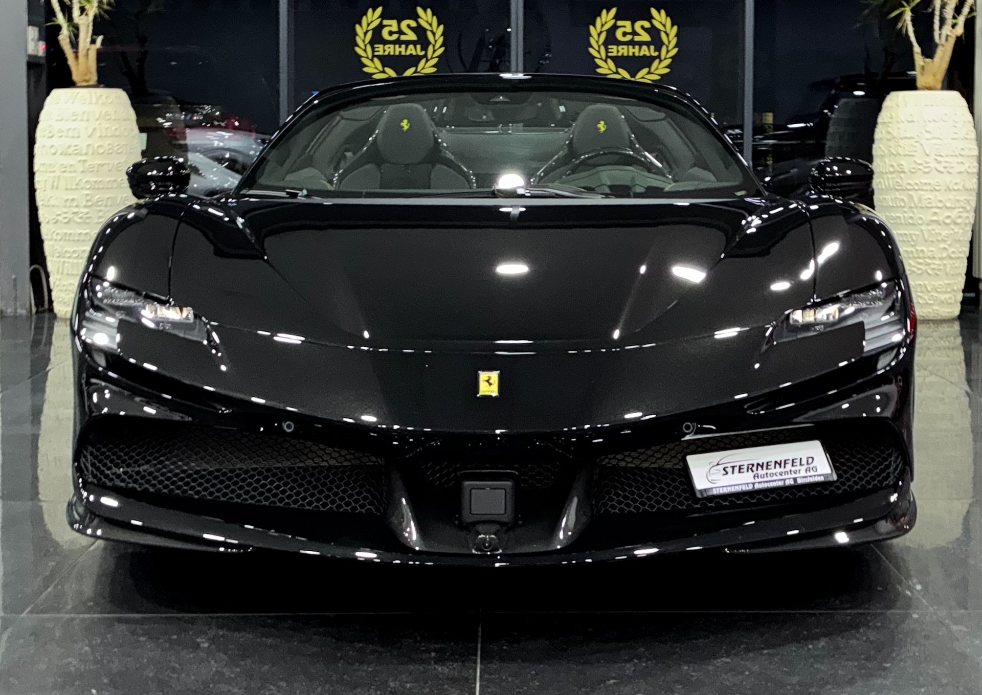 FERRARI SF90 Spider-image-2