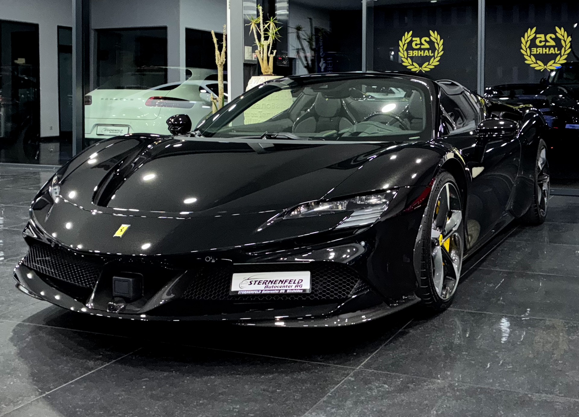 FERRARI SF90 Spider-image-0