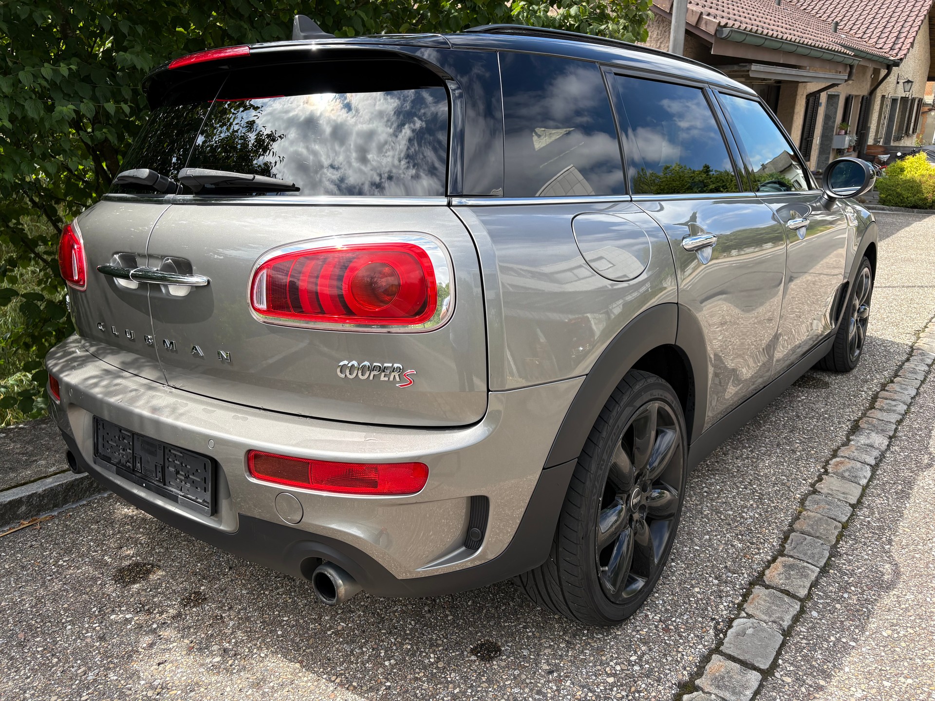 MINI Clubman Cooper S Steptronic-image-1