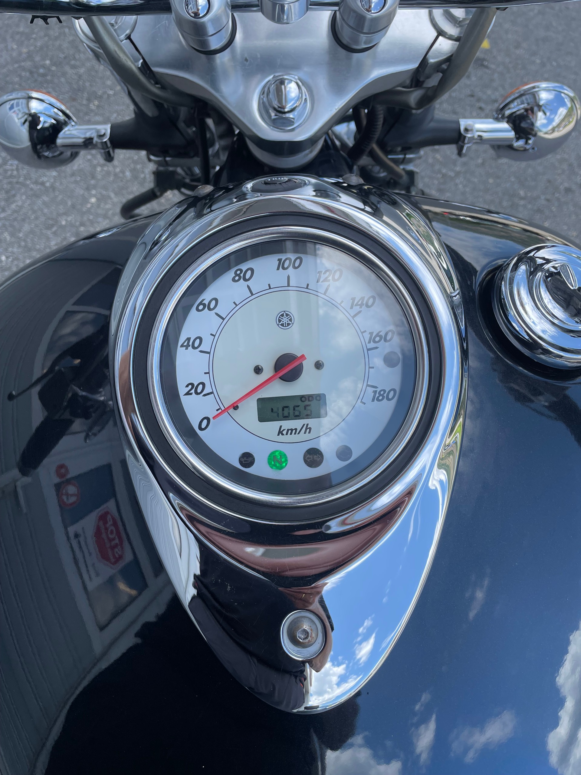 YAMAHA XVS 1100 Drag Star-image-10