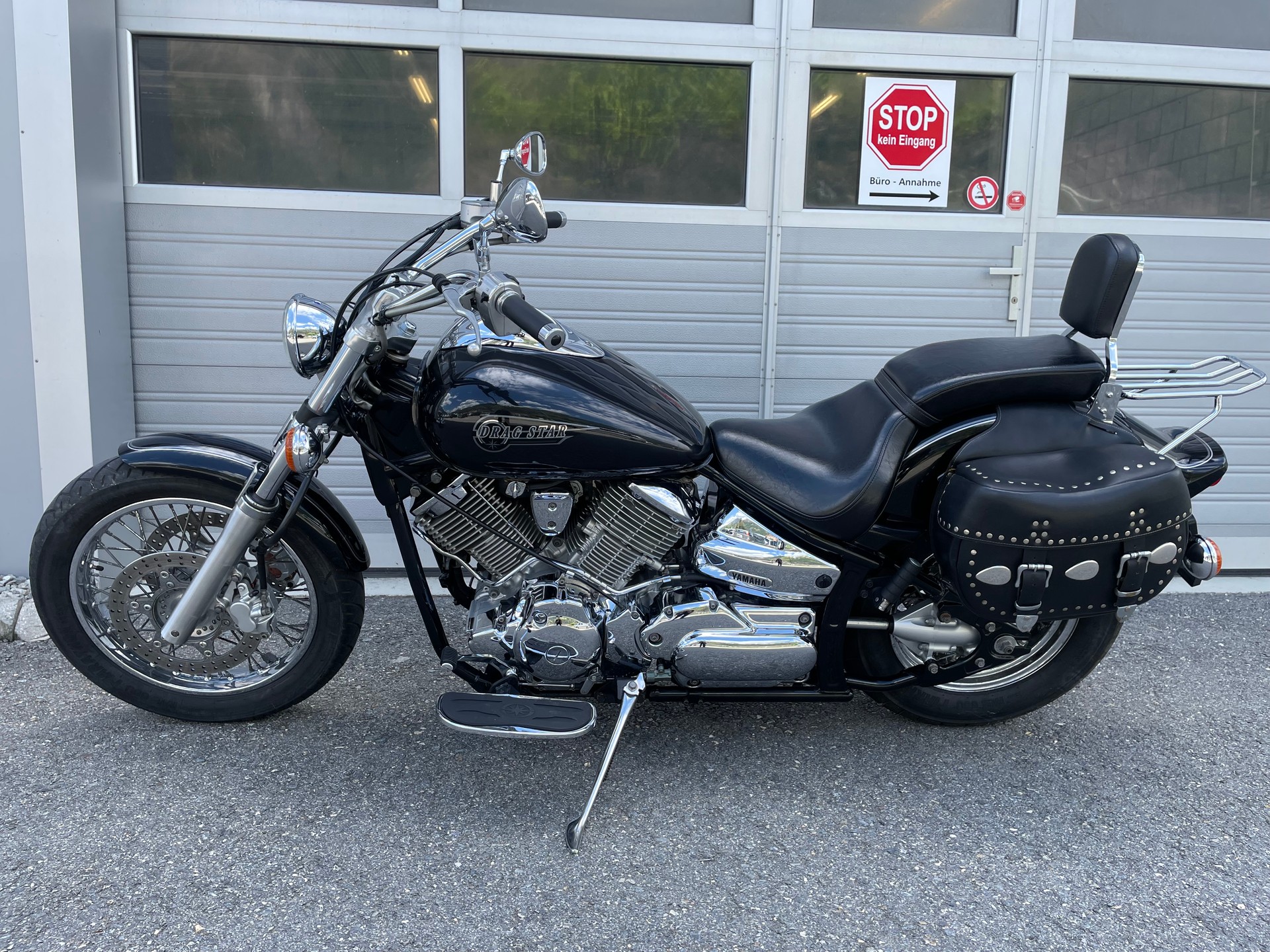 YAMAHA XVS 1100 Drag Star-showroom-element-2
