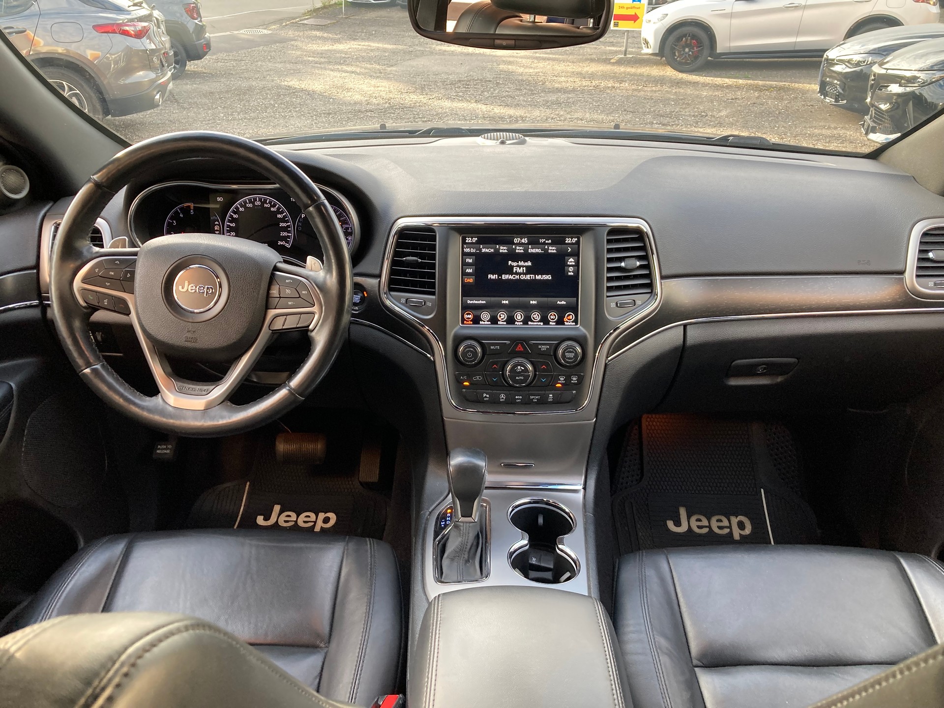 JEEP Grand Cherokee 3.0 CRD Limited Automatic-image-10
