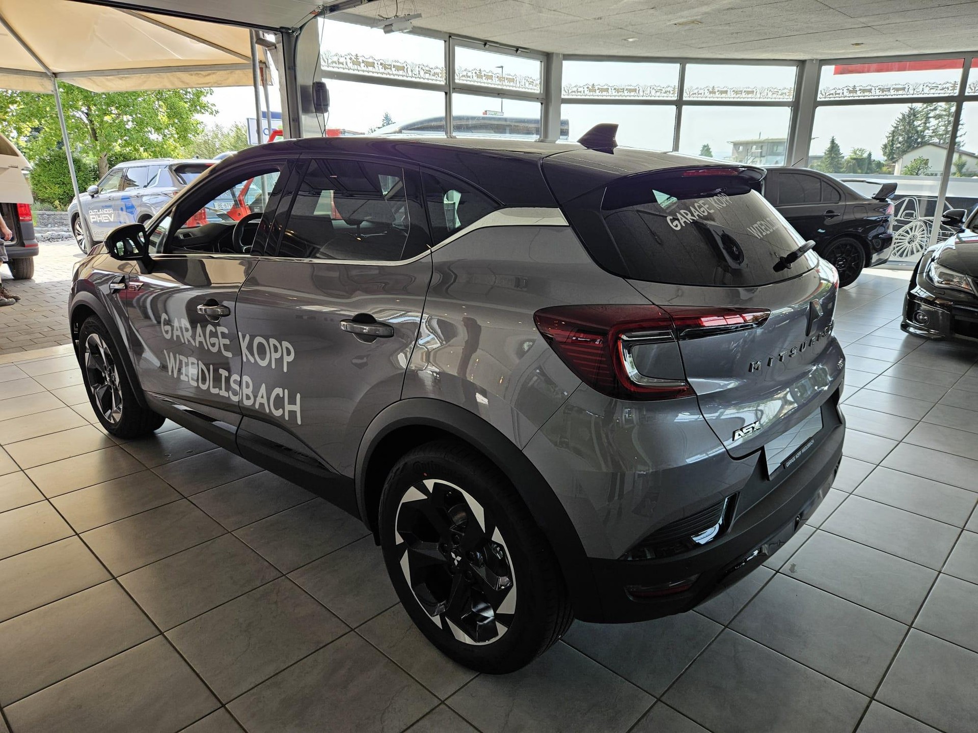 MITSUBISHI ASX 1.8 HEV Instyle-showroom-element-2