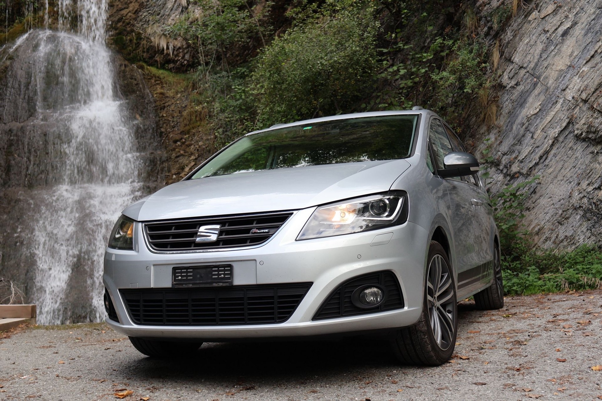 SEAT Alhambra 2.0 TDI FR Line 4Drive-image-1
