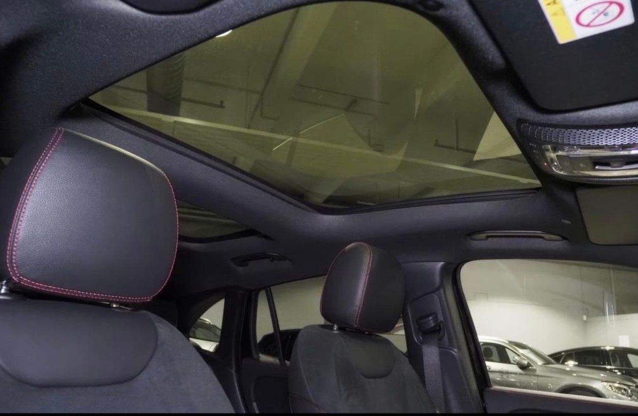 MERCEDES-BENZ GLA 250 4Matic AMG Line 8G-DCT-image-9