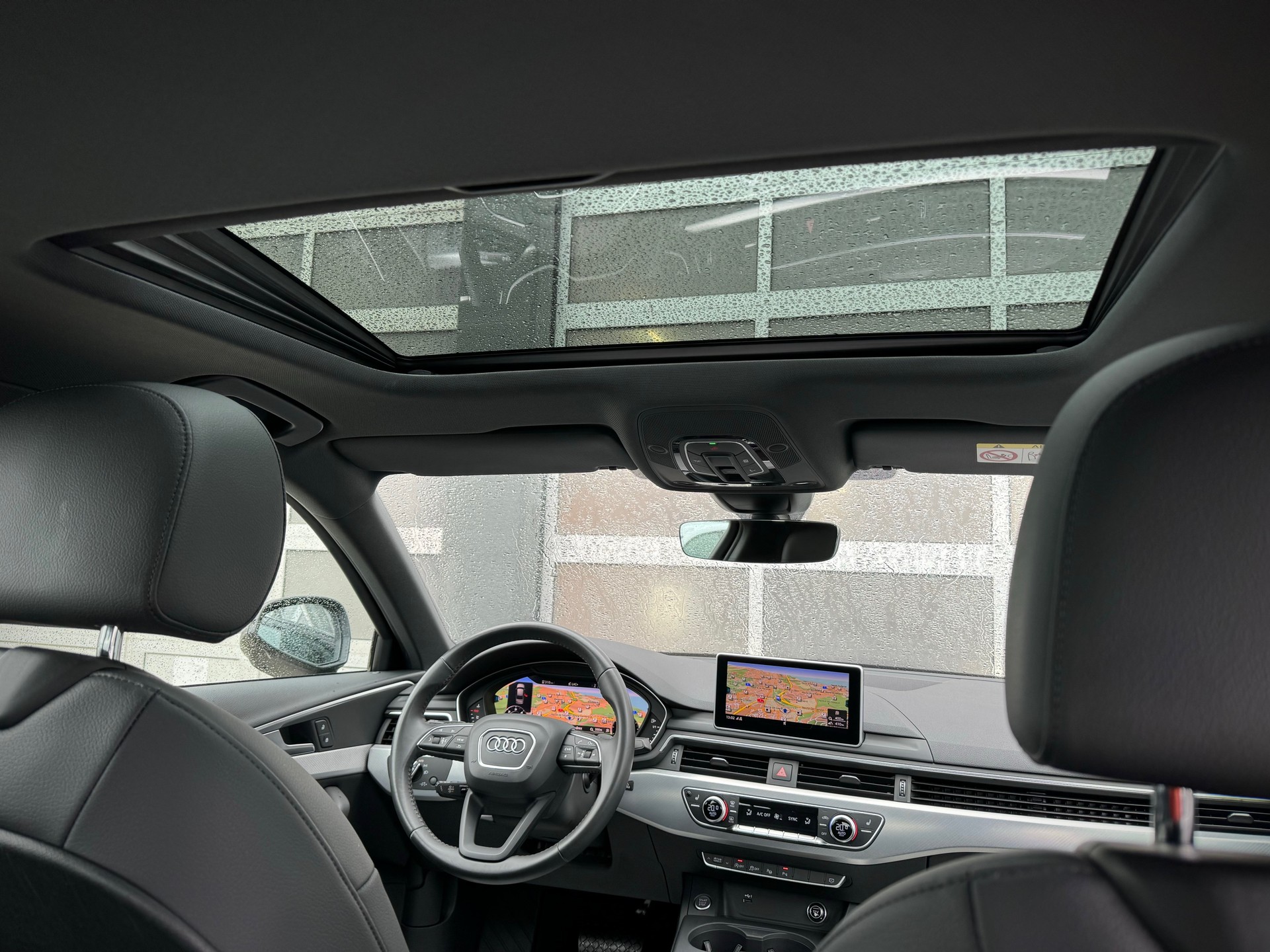 AUDI A4 Limousine 40 TDI S-tronic - Véhicule Suisse (CH)-image-2