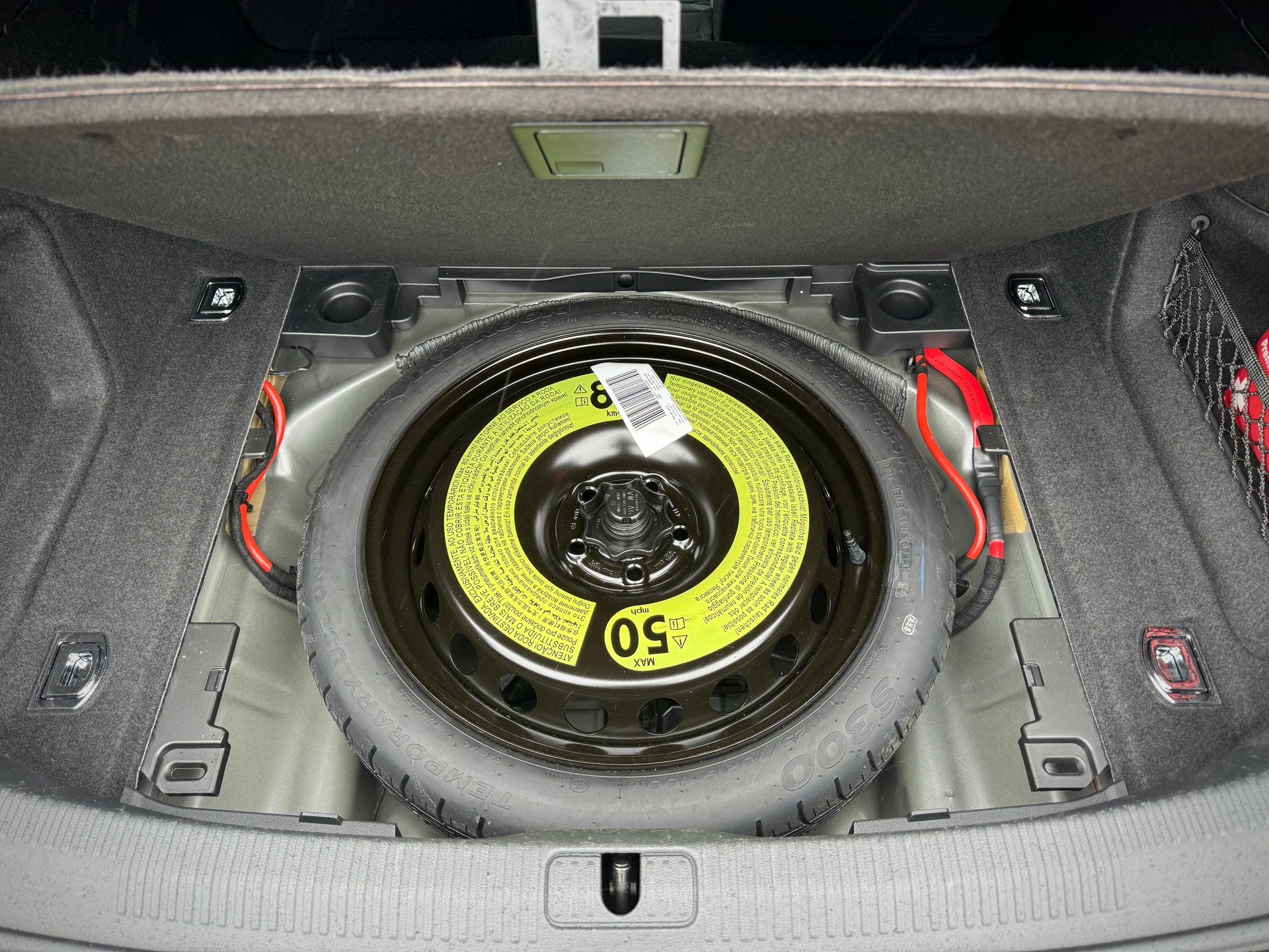 AUDI A4 Limousine 40 TDI S-tronic - Véhicule Suisse (CH)-image-14