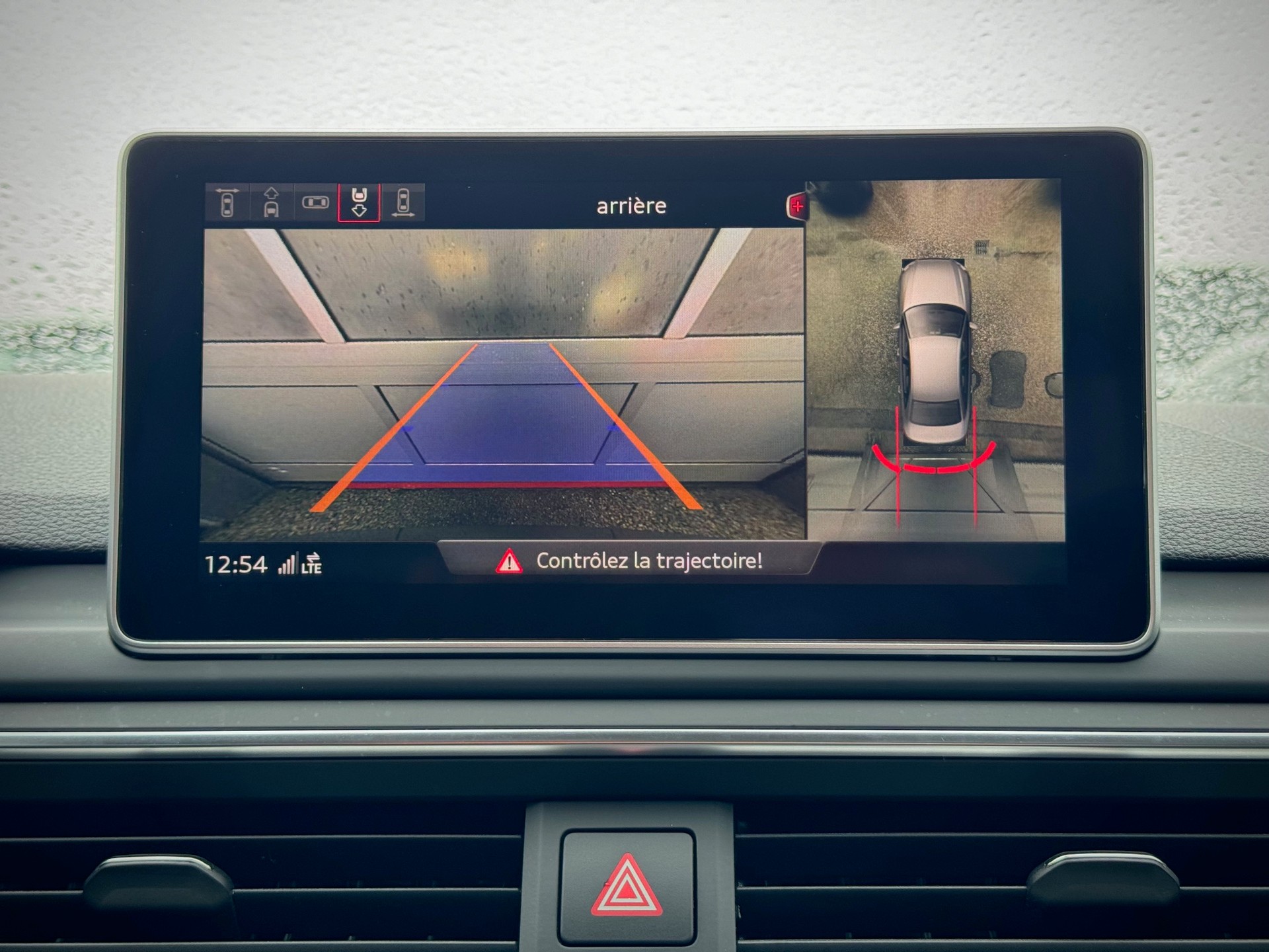 AUDI A4 Limousine 40 TDI S-tronic - Véhicule Suisse (CH)-image-9