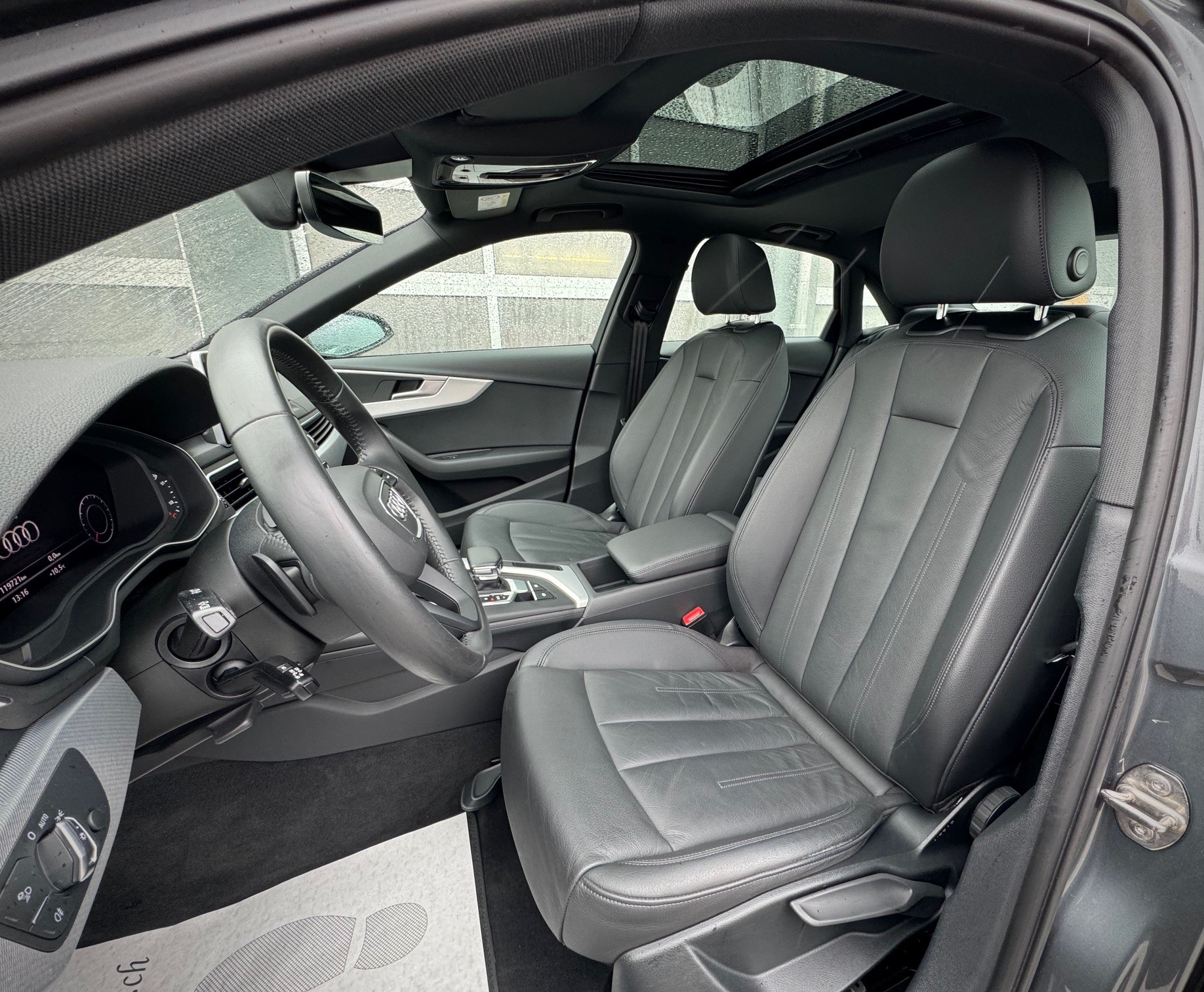 AUDI A4 Limousine 40 TDI S-tronic - Véhicule Suisse (CH)-image-3