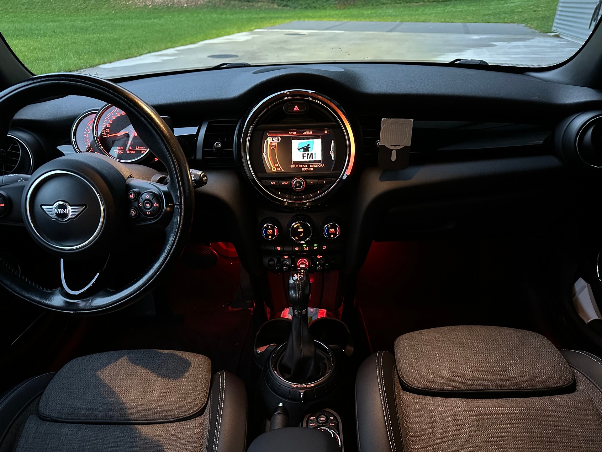 MINI Cooper Steptronic-image-5