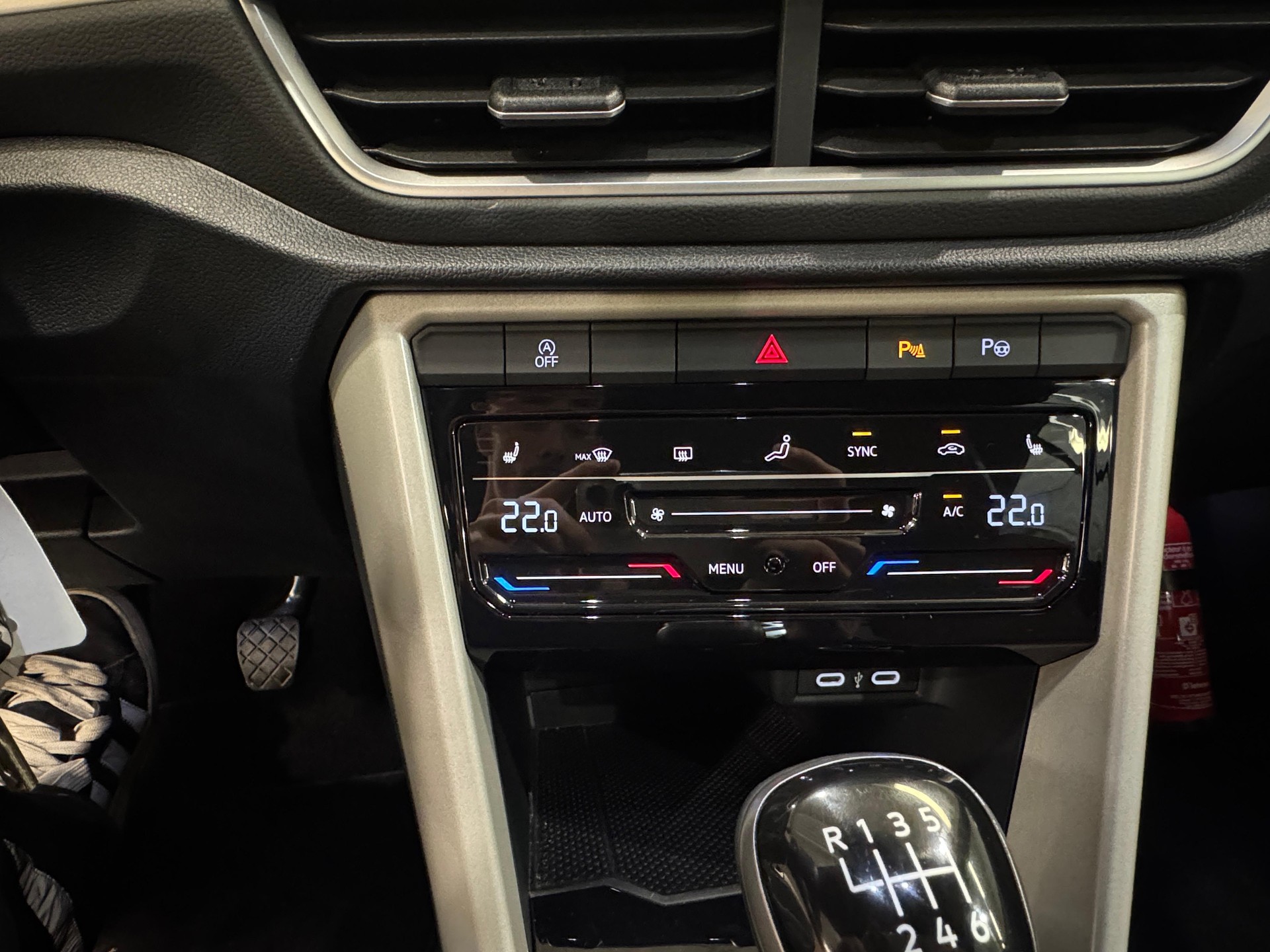 VW T-Roc Cabriolet 1.0 TSI Style-image-9